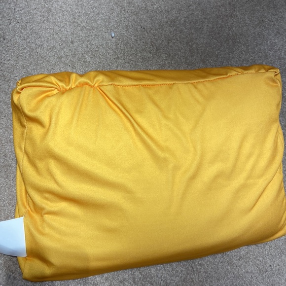 BNWT Milk Duds Bean Pillow - throw pillow - Picture 10 of 10